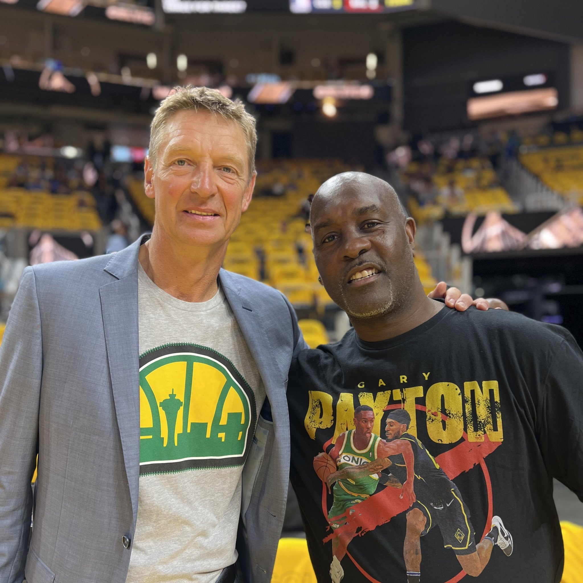 这在后卫中 这在后卫中