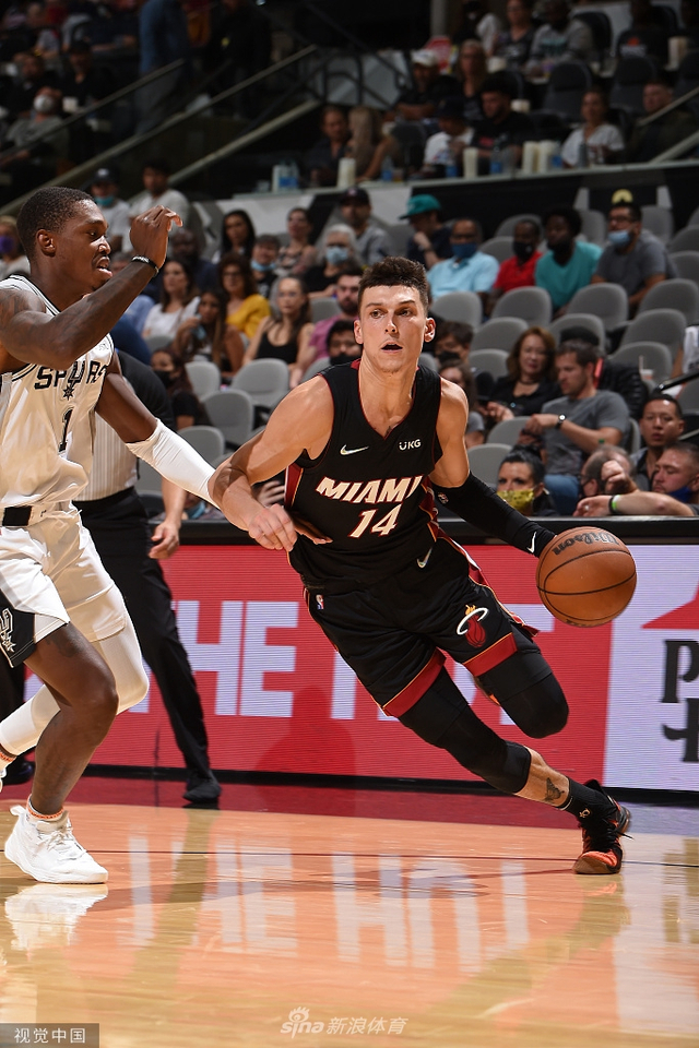 皇马在整场 皇马在整场